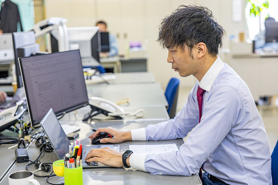 社員インタビュー